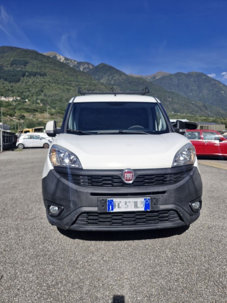 Fiat Doblò 1.6 Mjt ( 105 cv) Fiat Doblò 1.6 Mjt ( 105 cv)