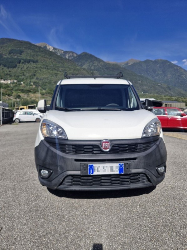 Fiat Dobl&ograve; 1.6 Mjt ( 105 cv)
