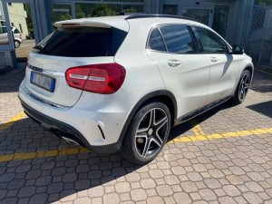 GLA 220