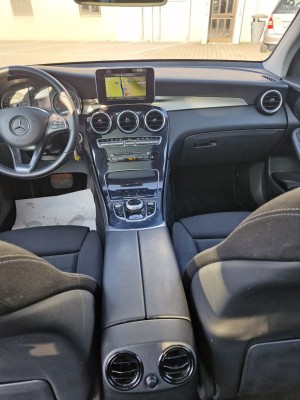 GLC220