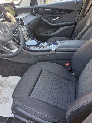 GLC220